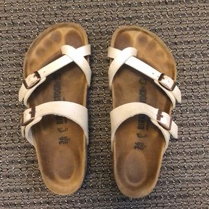 Birkenstock Mayari Pearl. Size 36 or 6 US